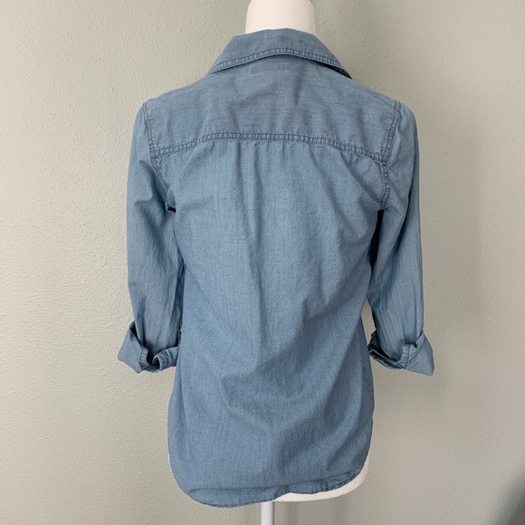 Abound XS Chambray Button Down Shirt - Picture 3 of 4